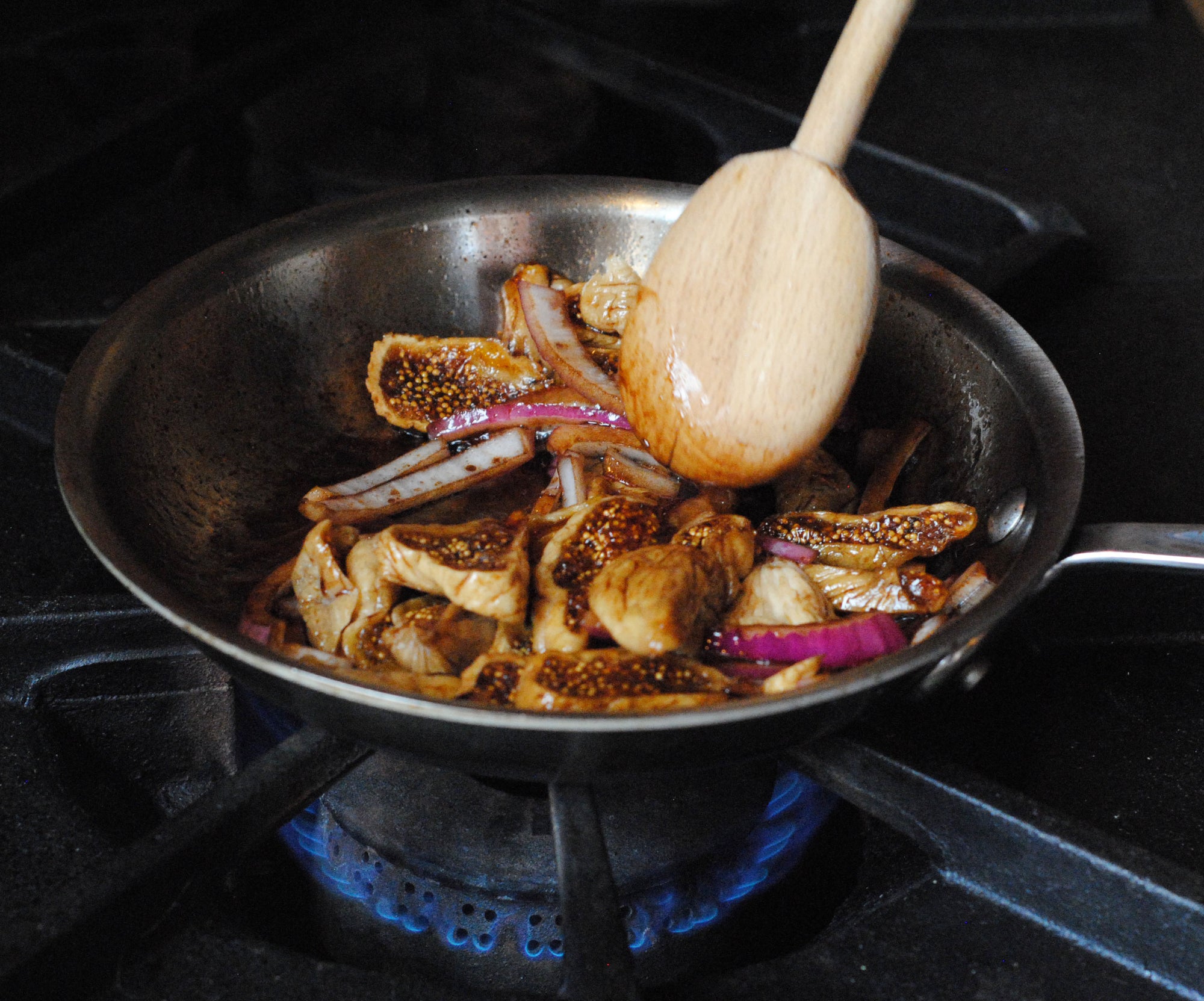 Figs make everything taste better—10 ways to use them